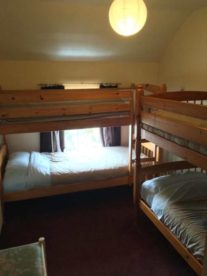 Pantyrathro International Hostel Carmarthen Esterno foto