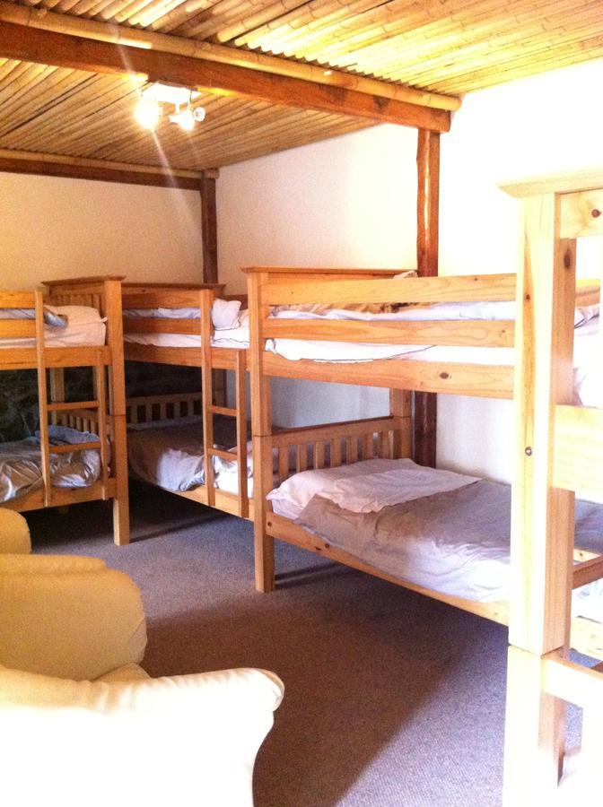 Pantyrathro International Hostel Carmarthen Esterno foto