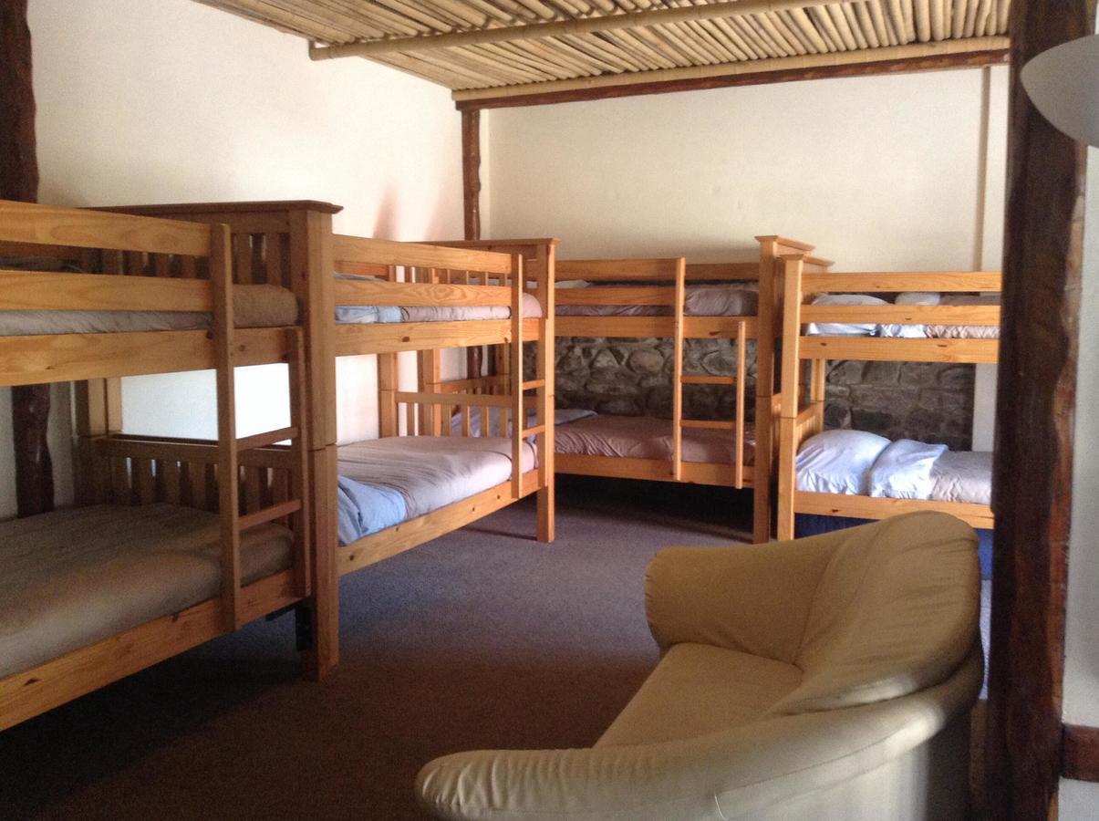 Pantyrathro International Hostel Carmarthen Esterno foto
